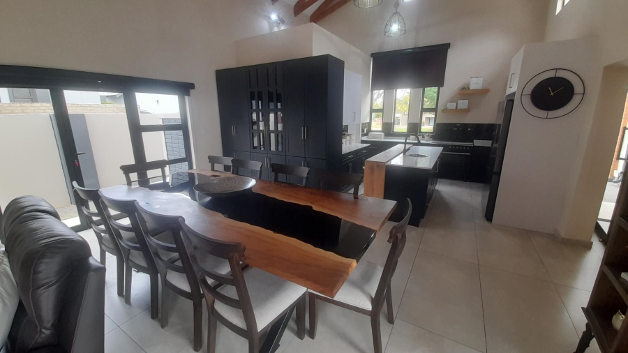 4 Bedroom Property for Sale in Meerhof North West